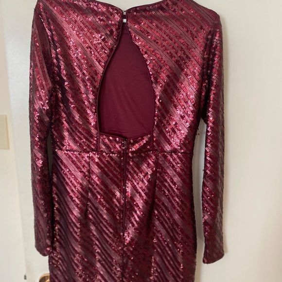 Beautiful sequin open back Dynamite dress. - Picture 6 of 6